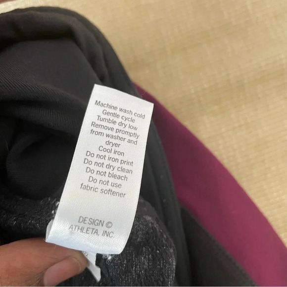 Athleta color block capri leggings S - Picture 4 of 6